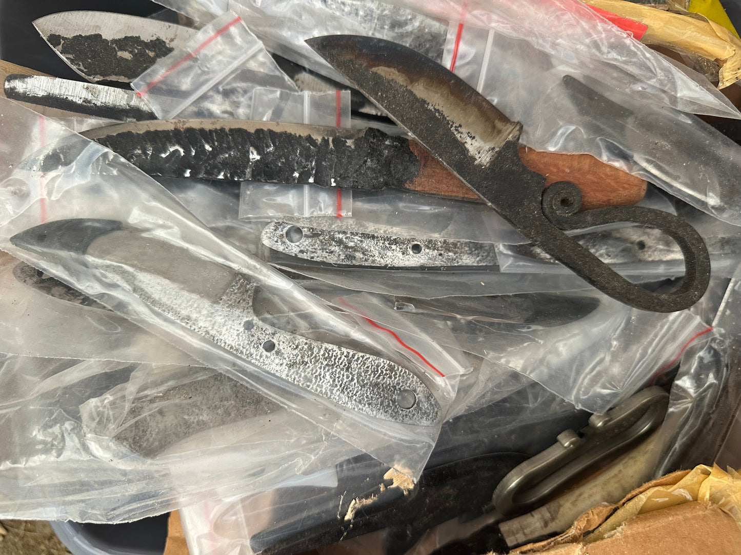 Knife business